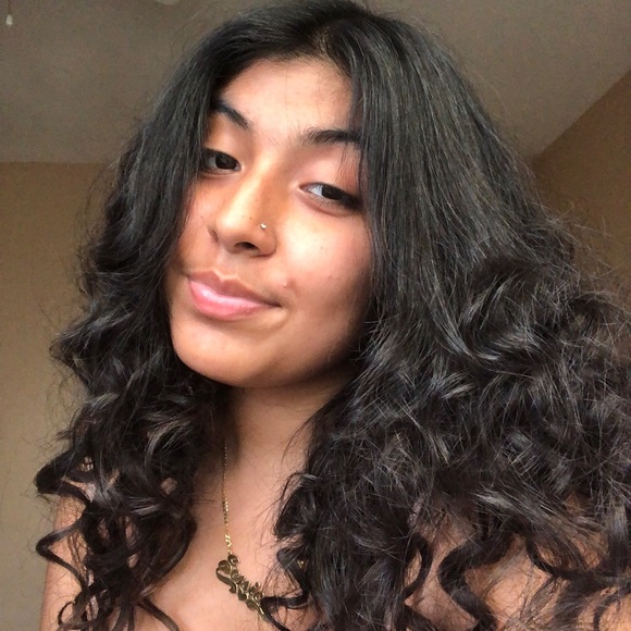 Meet your Posher, Jessica - Picture 1 of 1